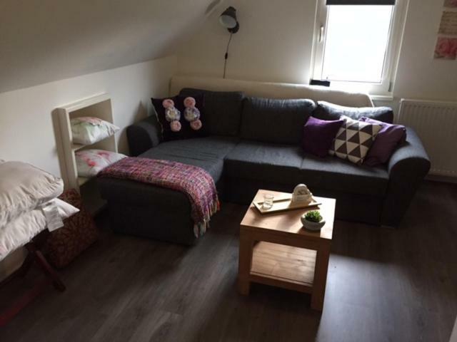 B & B Genieten Bij Groen Drachten Bagian luar foto